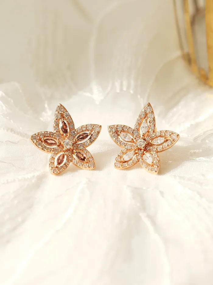 Earrings MinimalBijoux 14K Gold Maple Flower Cartilage Earring 18g16g