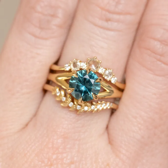 Lewis Clark Sapphires PreStyled Sets 193ct Ocean Blue Teal Montana Sapphire Low Profile Six Prong Split Shank Solitaire in 18k Yellow Gold