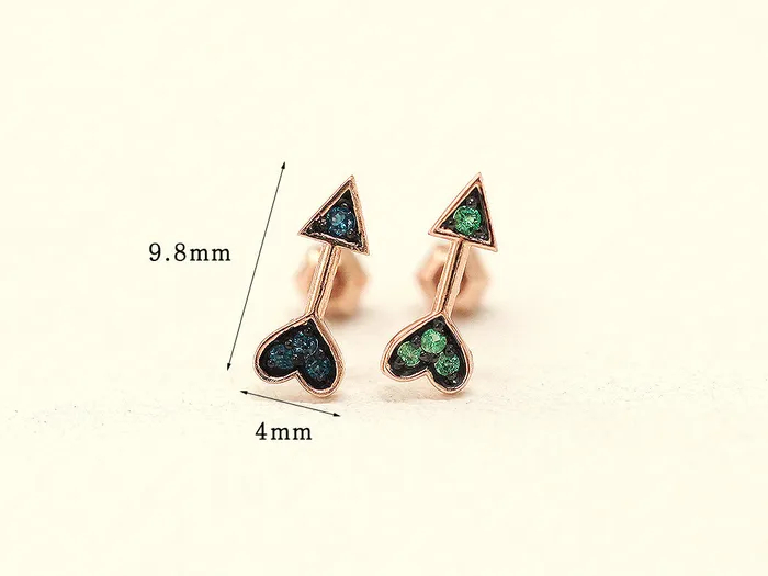 MinimalBijoux 14K Gold Cupid Arrow Cartilage Earring 18G16G Earrings