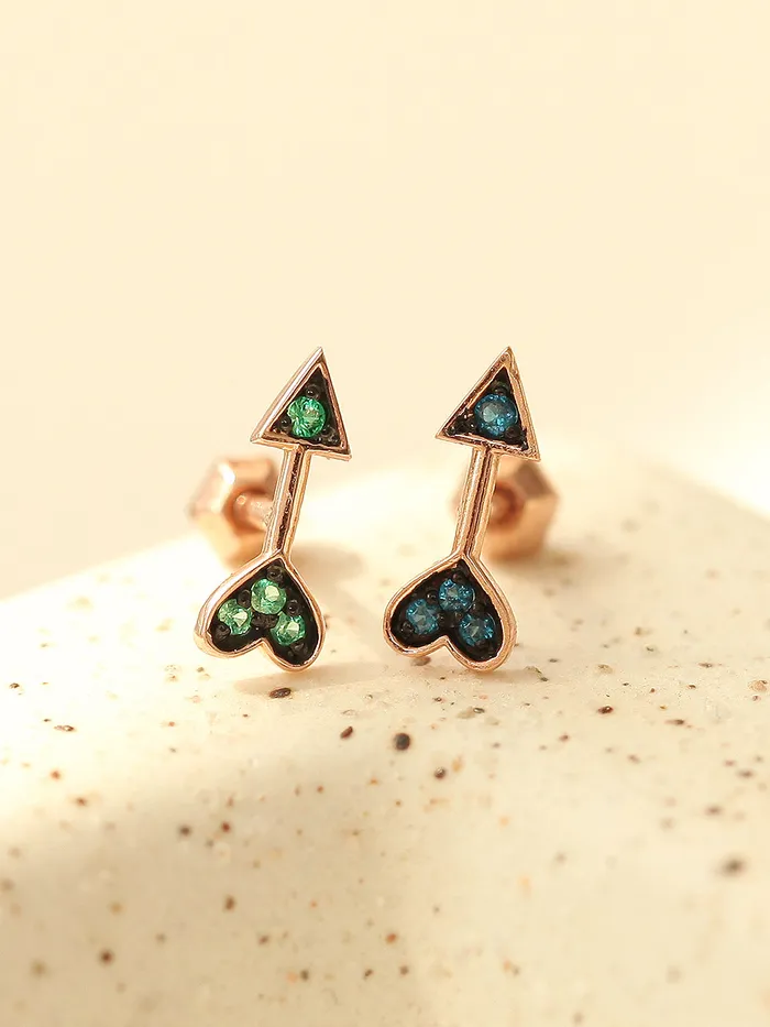 MinimalBijoux 14K Gold Cupid Arrow Cartilage Earring 18G16G Earrings
