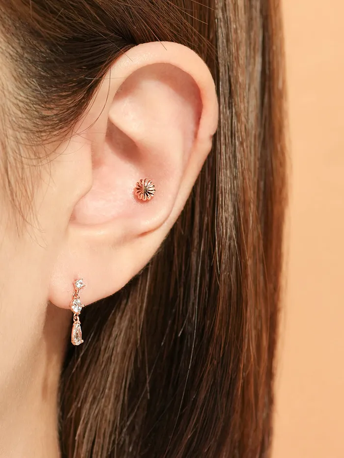 MinimalBijoux 14K Gold Glass Cubic Drop Cartilage Earring 20G Earrings