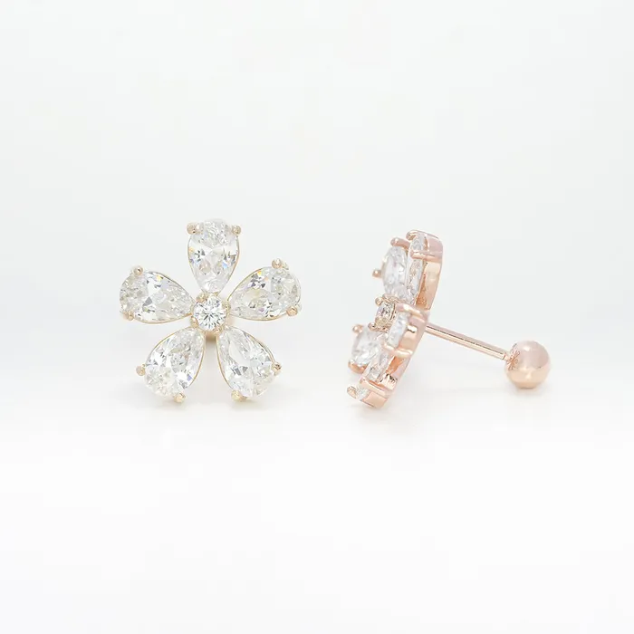 MinimalBijoux Earrings 14K Gold Big Cubic Flower Cartilage Earring 20G18G16G