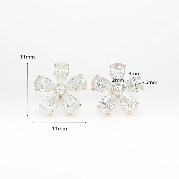 MinimalBijoux Earrings 14K Gold Big Cubic Flower Cartilage Earring 20G18G16G