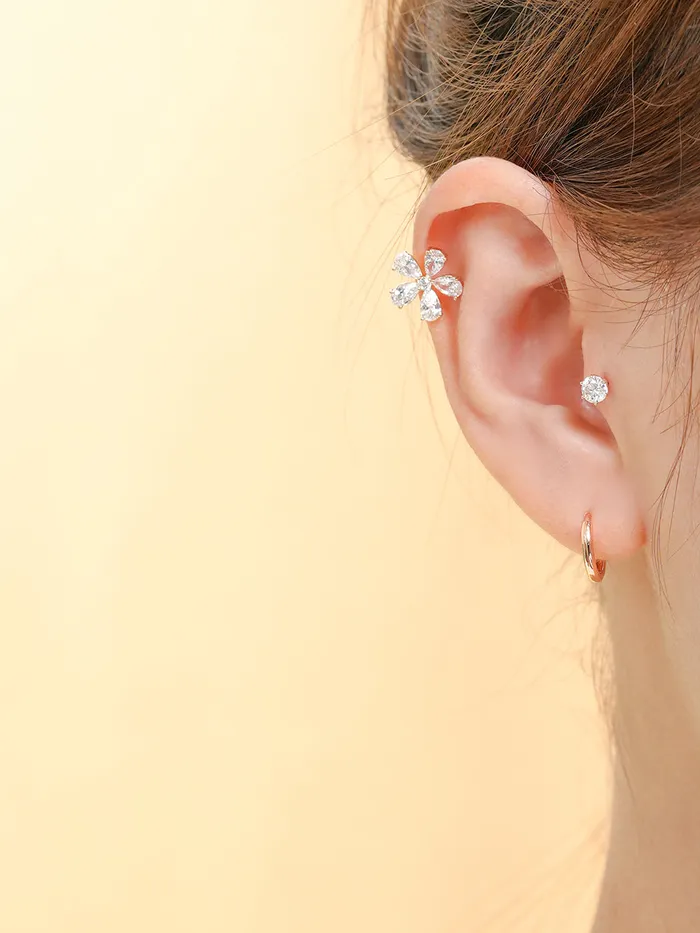 MinimalBijoux Earrings 14K Gold Big Cubic Flower Cartilage Earring 20G18G16G