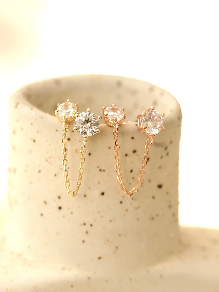 MinimalBijoux Earrings 14K Gold Double Cubic Chain Cartilage Earring 20G