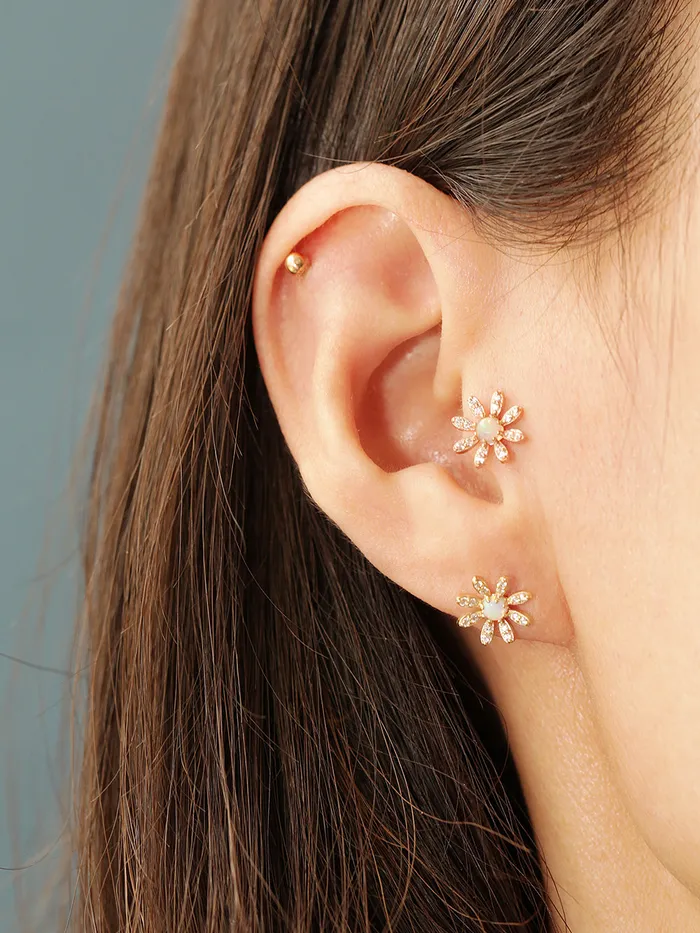 MinimalBijoux Earrings 14K Gold Opal Turquoise Daisy Cartilage Earring 20G18G16G