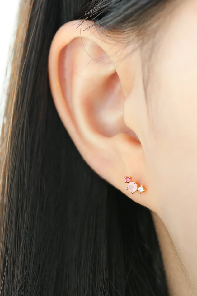 MinimalBijoux Earrings Dainty pink Cartilage earring