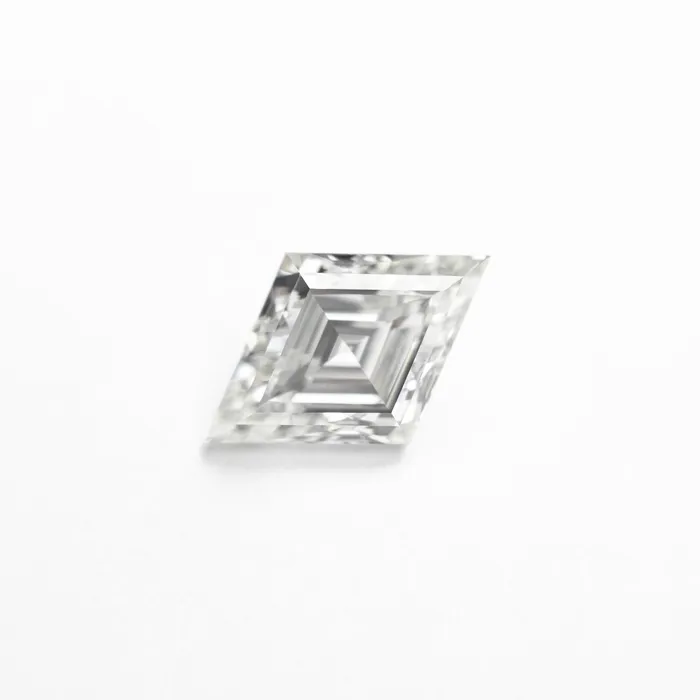 Misfit Diamonds Rings 112ct 941x630x389mm GIA VS1 I Lozenge Step Cut 2580202 Misfit Diamonds Rings 112ct 941x630x389mm GIA VS1 I Lozenge Step Cut 2580202