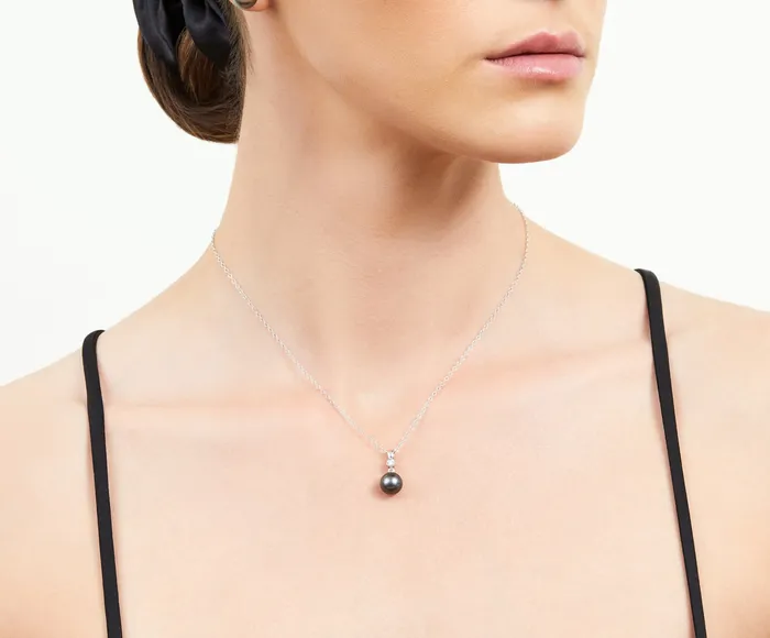 Necklaces SPT Black Tahitian Pearl Diamond Bezel Pendant