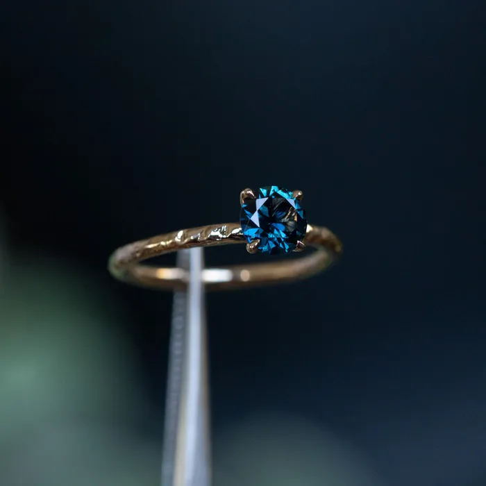 Rings Daniel Stair 088ct Round Blue Kenyan Sapphire Evergreen Solitaire Ring in 14k Yellow Gold