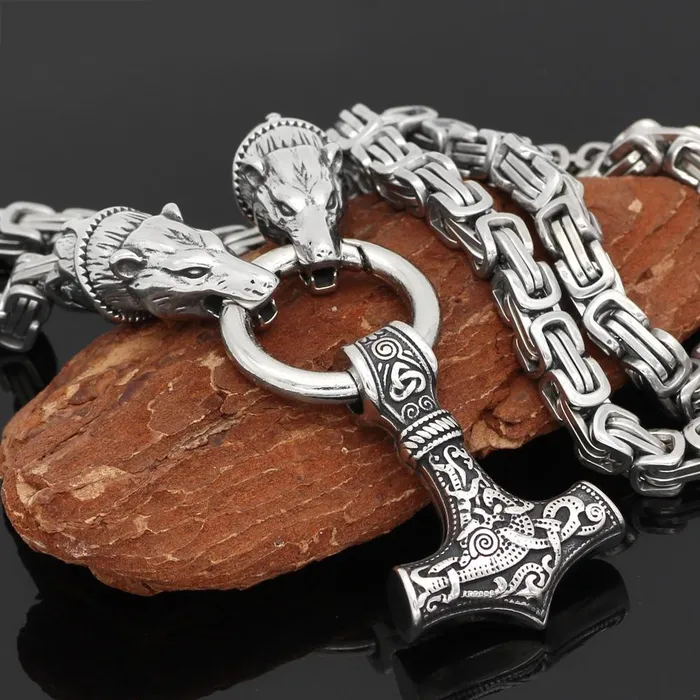 King Chain With Two Bear Heads Holding Mjolnir Pendant VikingStore Necklaces King Chain With Two Bear Heads Holding Mjolnir Pendant VikingStore Necklaces