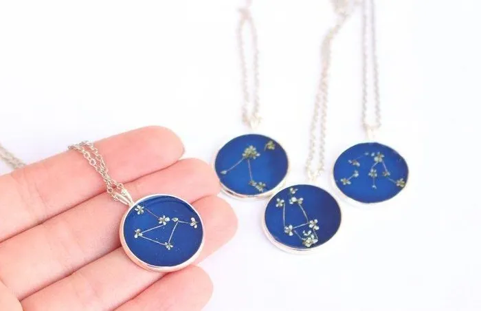 Necklaces Fancy Fancy Zodiac Pressed Flower Necklace