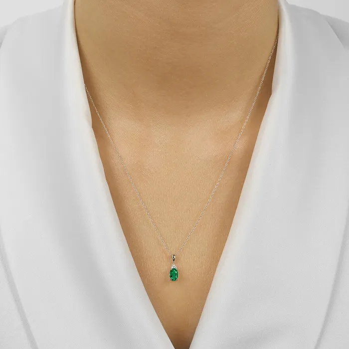 Necklaces Gems One 10K White Gold Color Ens Prong Emerald Necklace 130CT