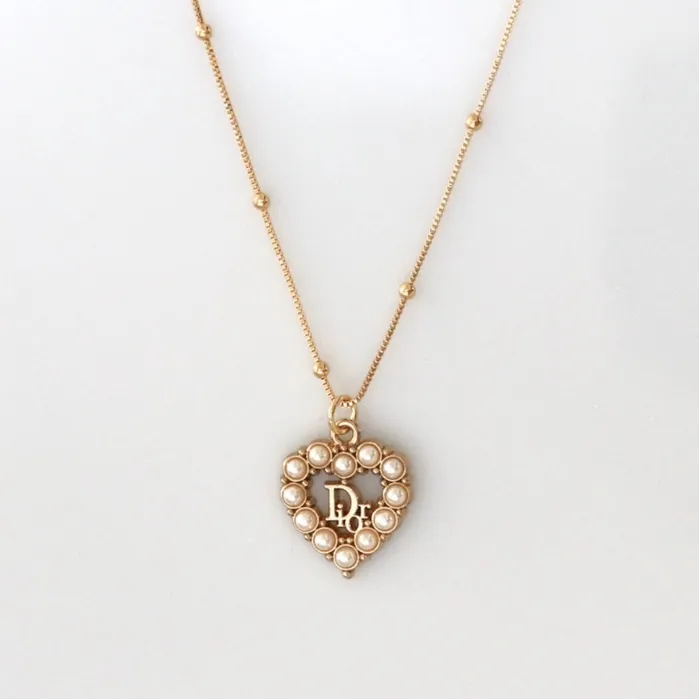 Necklaces Reluxe Vintage Pearl Studded Heart Necklace