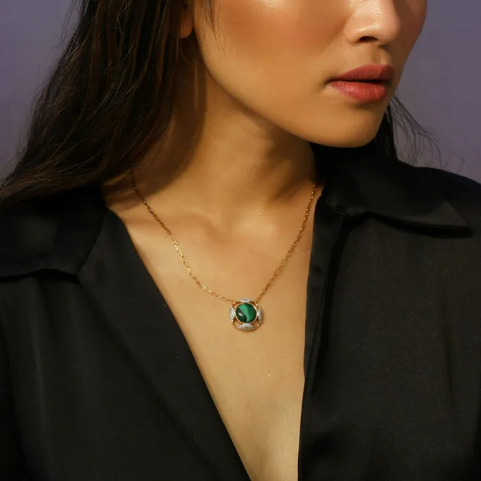 Necklaces SILVER Malachite Geometric Round Charm Necklace