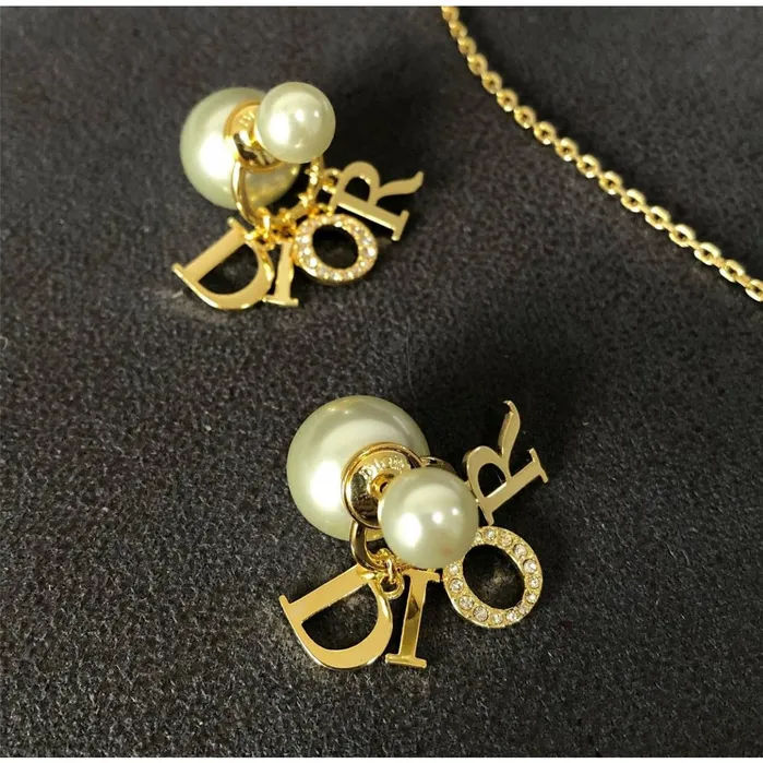 Reluxe Vintage Necklaces Lady D Pearl Necklace
