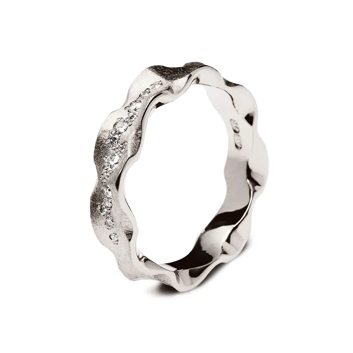 Rings Design Anu Kaartinen Hauru 45mm diamond ring