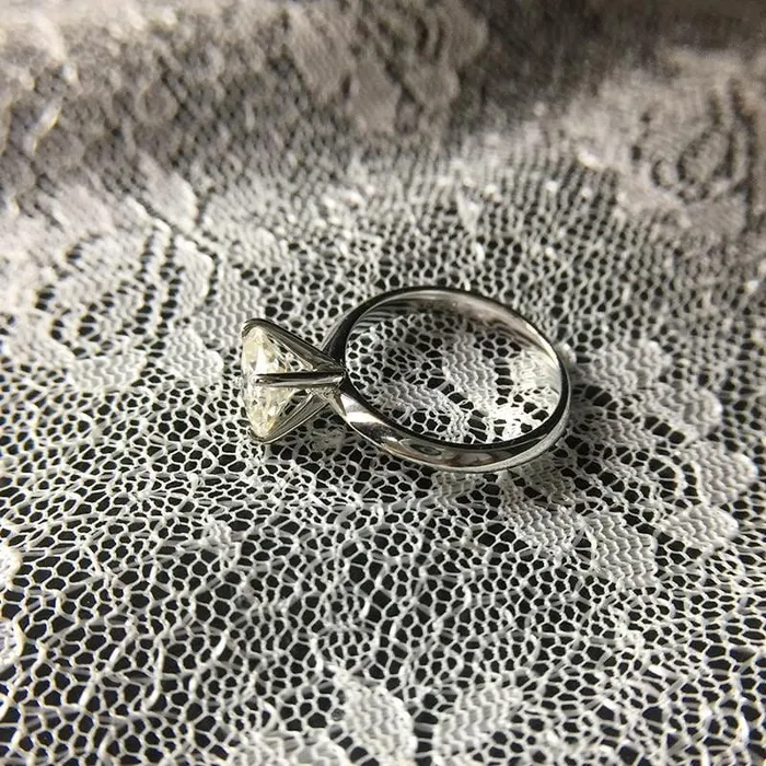 Rings Luxus Moissanite Rings Jewelry Platinum Plated Silver Cushion Cut Solitaire Moissanite Ring 2ct