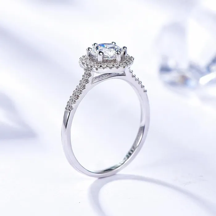 Rings Luxus Moissanite Rings Jewelry Platinum Plated Silver Halo Moissanite Ring 08ct