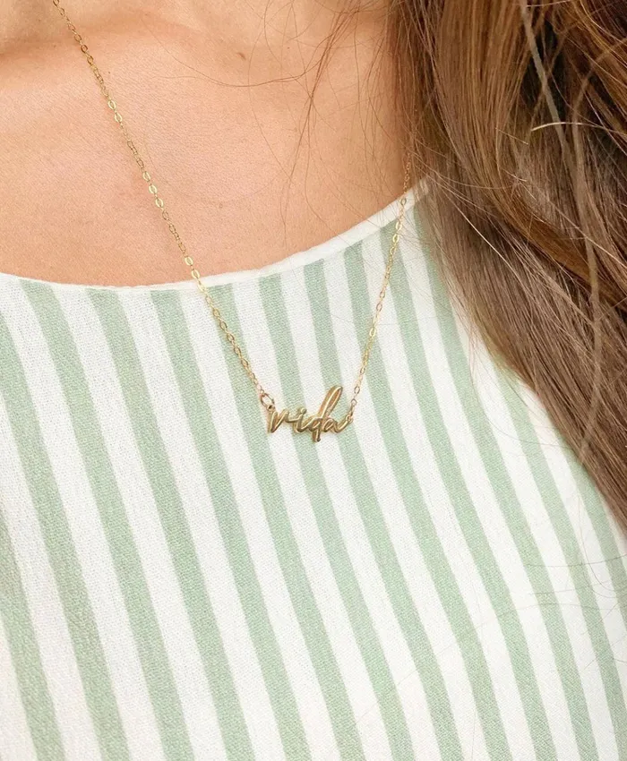 TheLittleCatholic Necklaces Vida Necklace